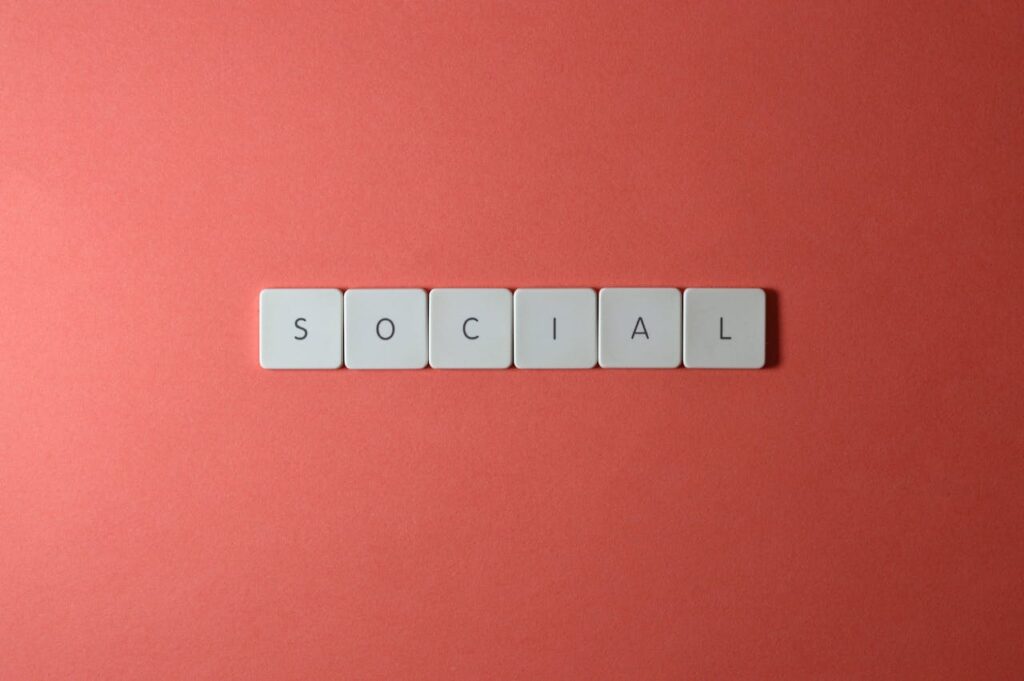 Social media mockup by Rajni Dutta Art & Design